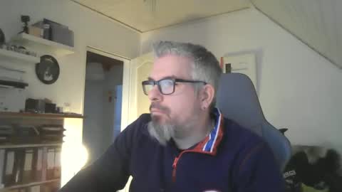 Snapshot of marriedcock1980 chatting on 12.13.24 marriedcock1980 online show from 12.13.24