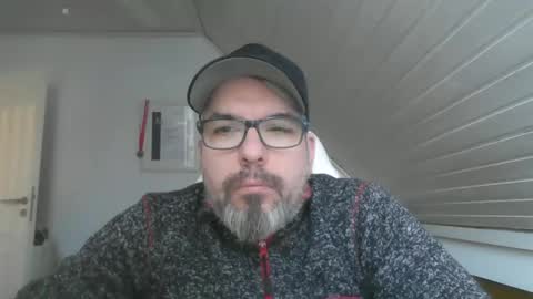 Snapshot of marriedcock1980 chatting on 02.20.25 marriedcock1980 online show from 02.20.25