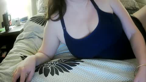 Snapshot of marriedcouple9 chatting on 02.22.25 Jess and Nick online show from 02.22.25