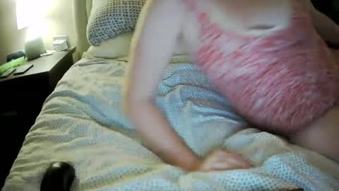 Snapshot of marriedcouple9 chatting on 10.06.25 Jess and Nick online show from 10.06.25