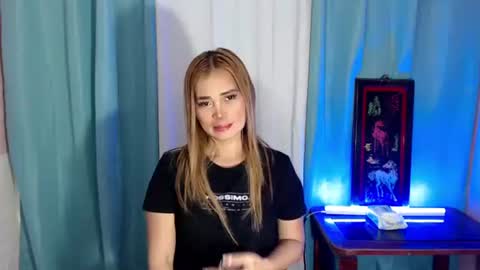 Snapshot of marry_jane04 chatting on 10.19.25 Jane online show from 10.19.25