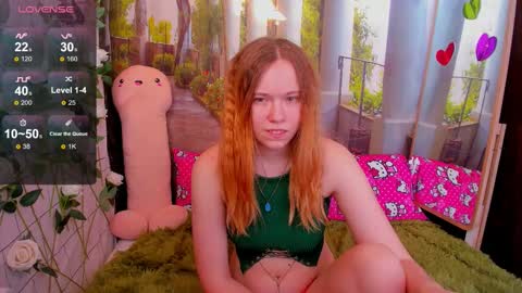 Snapshot of marryjanes chatting on 02.24.25 marryjanes online show from 02.24.25