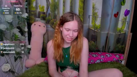 Snapshot of marryjanes chatting on 02.24.25 marryjanes online show from 02.24.25