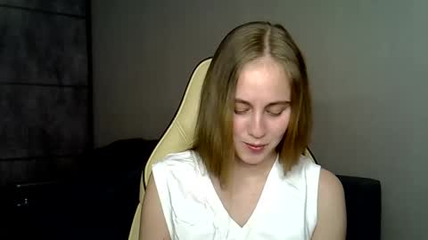 marryvi online show from 03.18.26