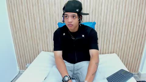 Snapshot of marshall_spencer chatting on 09.24.25 MARSHALL online show from 09.24.25