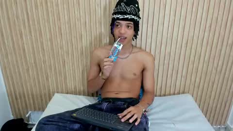 Snapshot of marshall_spencer chatting on 10.09.25 MARSHALL online show from 10.09.25