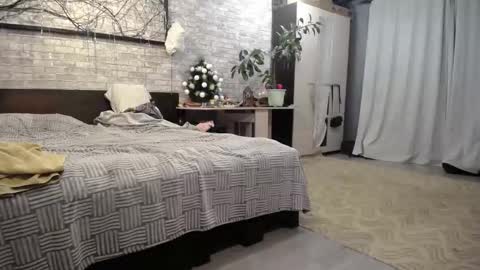 martaandserg online show from 12.18.25