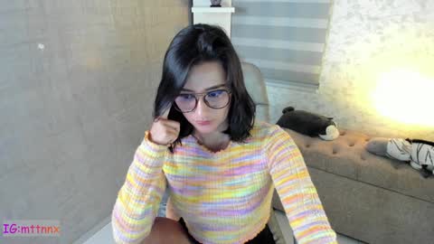 Snapshot of martiiinaa_ chatting on 01.15.25 Martina online show from 01.15.25