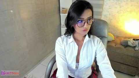 Snapshot of martiiinaa_ chatting on 01.17.25 Martina online show from 01.17.25