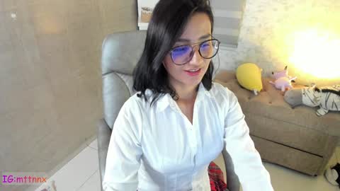 Snapshot of martiiinaa_ chatting on 01.17.25 Martina online show from 01.17.25