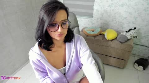 Snapshot of martiiinaa_ chatting on 02.03.25 Martina online show from 02.03.25