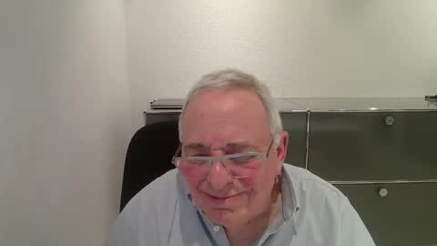 Snapshot of martin_1947 chatting on 02.15.26 martin_1947 online show from 02.15.26