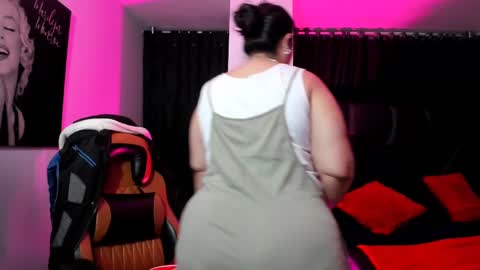   MARTINA   online show from 02.10.25