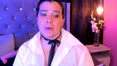   MARTINA   online show from 02.19.25