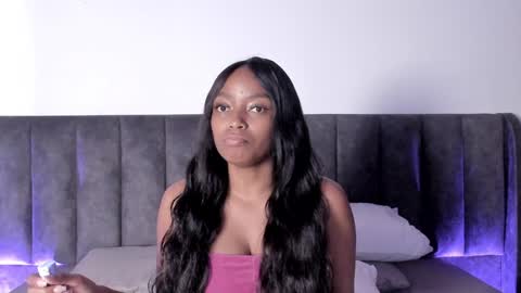 Laura online show from 01.19.25