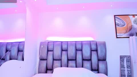 Martina online show from 10.17.25