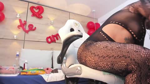 Snapshot of martina_touss chatting on 02.08.25 martina touss online show from 02.08.25