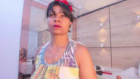 Snapshot of martina_touss chatting on 12.02.25 martina touss online show from 12.02.25