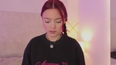 Snapshot of martinaa_garcia chatting on 06.20.26 Martina online show from 06.20.26