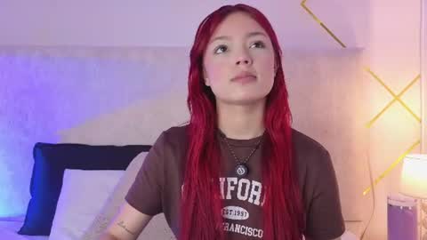 Snapshot of martinaa_garcia chatting on 06.26.26 Martina online show from 06.26.26
