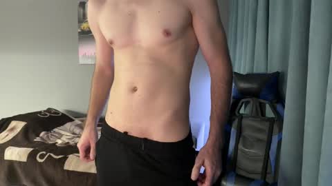 Snapshot of martinboy01 chatting on 10.24.25 Martin online show from 10.24.25