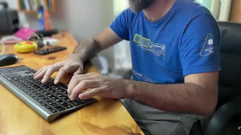 Snapshot of martincito22xl chatting on 12.23.24 Martincito online show from 12.23.24