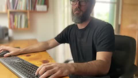 Snapshot of martincito22xl chatting on 02.12.25 Martincito online show from 02.12.25