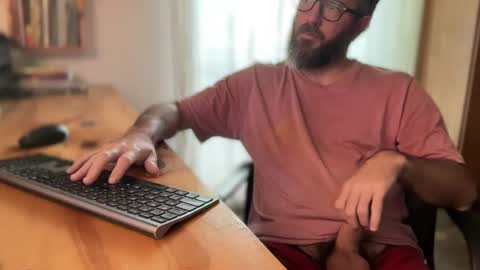 Snapshot of martincito22xl chatting on 02.25.25 Martincito online show from 02.25.25