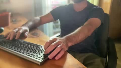 Snapshot of martincito22xl chatting on 03.10.25 Martincito online show from 03.10.25