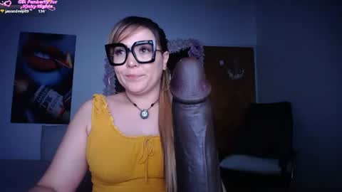 Snapshot of martiniella chatting on 06.11.26 Antonella Martini online show from 06.11.26