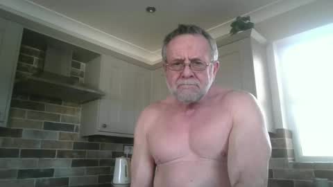 Snapshot of martinrgbxxxx chatting on 03.03.25 martinrgbxxxx online show from 03.03.25