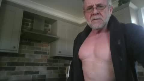 Snapshot of martinrgbxxxx chatting on 03.08.25 martinrgbxxxx online show from 03.08.25