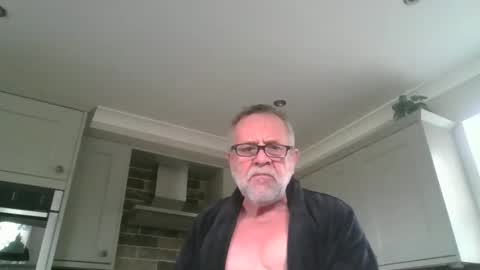 Snapshot of martinrgbxxxx chatting on 10.11.25 martinrgbxxxx online show from 10.11.25