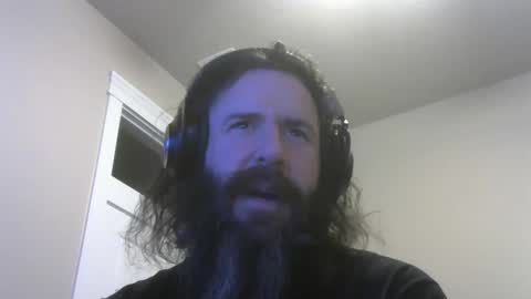 Snapshot of martlz chatting on 01.01.25 Martlz online show from 01.01.25