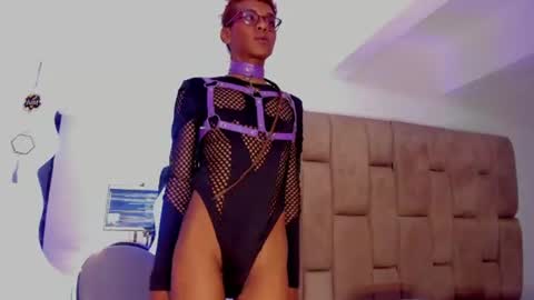 Snapshot of marxin_turner chatting on 06.19.26 marxin online show from 06.19.26