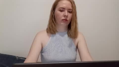 Snapshot of mary318875 chatting on 04.04.26 mary318875 online show from 04.04.26