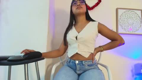 mary_cute9 online show from 03.25.26