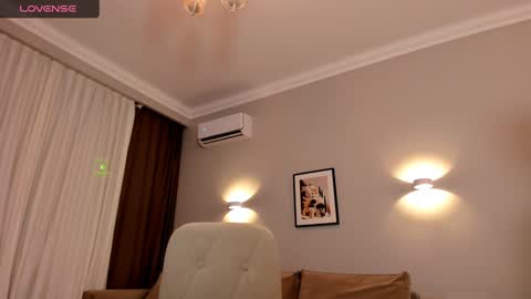 Mary online show from 12.15.24