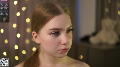 Snapshot of mary_hope_u chatting on 12.22.24 Mary online show from 12.22.24