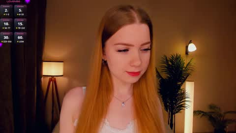 Snapshot of mary_hope_u chatting on 03.02.25 Mary online show from 03.02.25