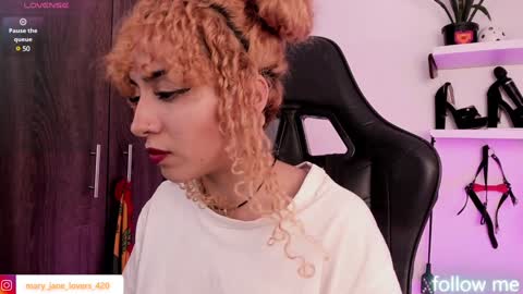 Snapshot of mary_jane_lovers chatting on 01.15.25 Mary Jane online show from 01.15.25