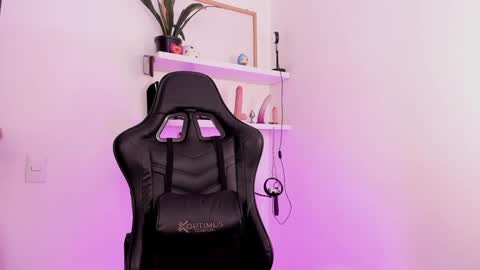 Snapshot of mary_jane_lovers chatting on 01.17.25 Mary Jane online show from 01.17.25