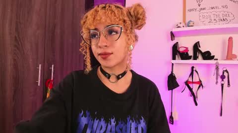 Snapshot of mary_jane_lovers chatting on 02.12.25 Mary Jane online show from 02.12.25