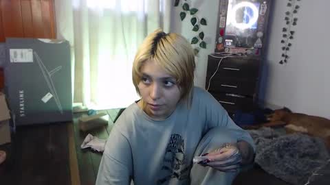                      100   online show from 02.07.25