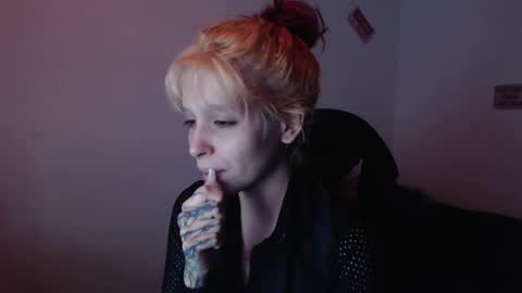                      100   online show from 11.21.25