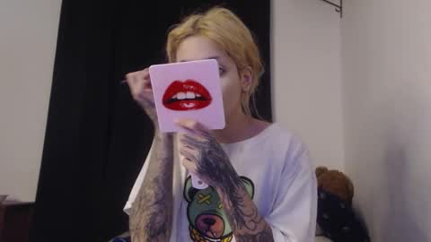 Snapshot of mary_janness chatting on 03.06.26 100 online show from 03.06.26