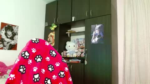                      100   online show from 05.14.26
