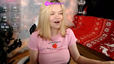 Snapshot of mary_lunar chatting on 12.11.24 Mary online show from 12.11.24