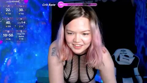 Snapshot of mary_lunar chatting on 09.17.25 Mary online show from 09.17.25