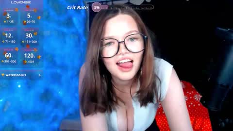 Snapshot of mary_lunar chatting on 11.28.25 Mary online show from 11.28.25